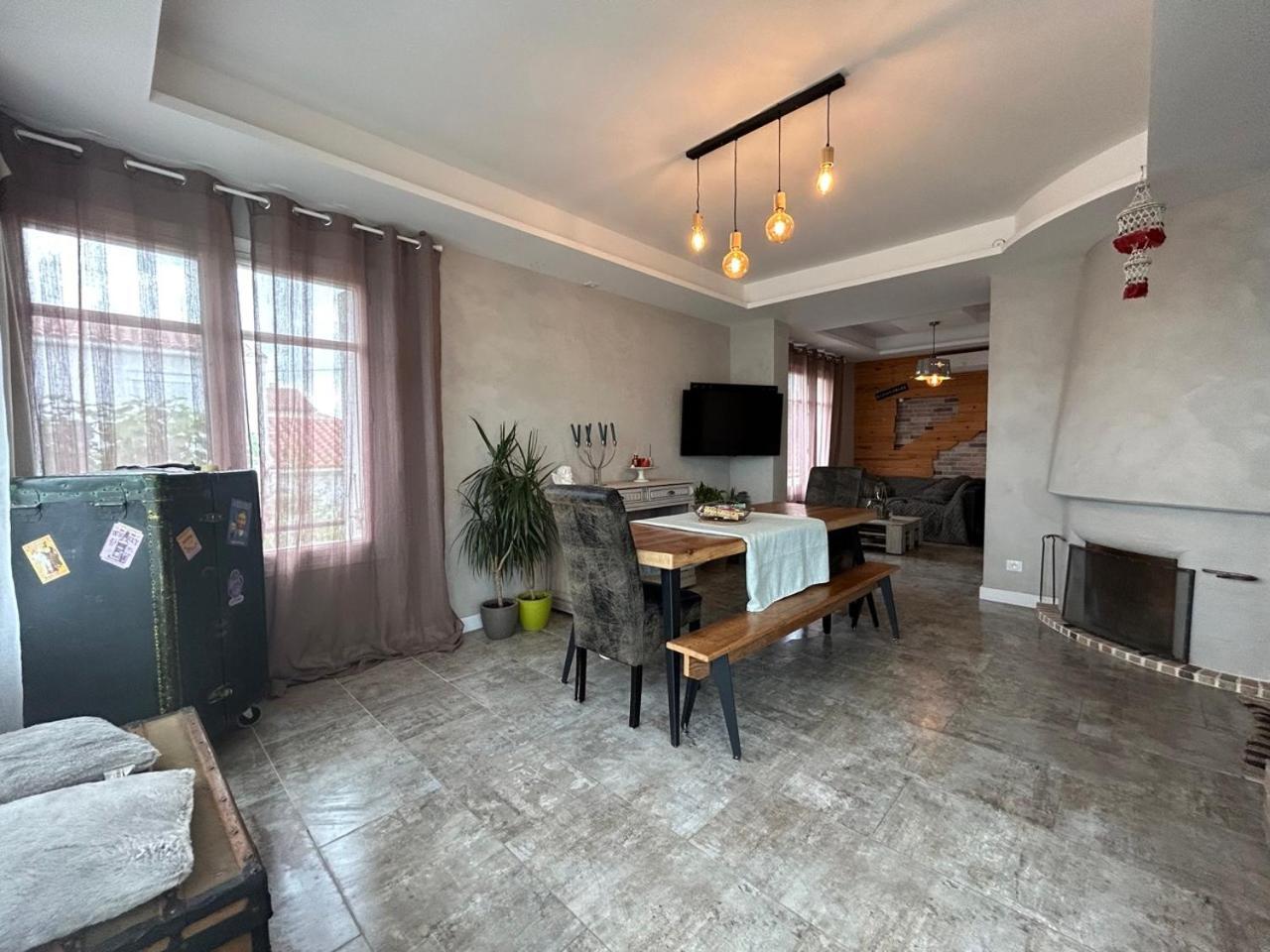 Comme A La Maison Narbonne Exteriör bild